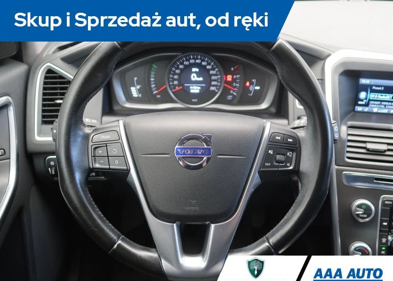 Volvo XC 60 cena 77000 przebieg: 134321, rok produkcji 2015 z Czeladź małe 121